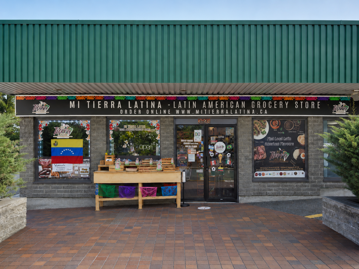 Mi Tierra Latina Burnaby Heights storefront