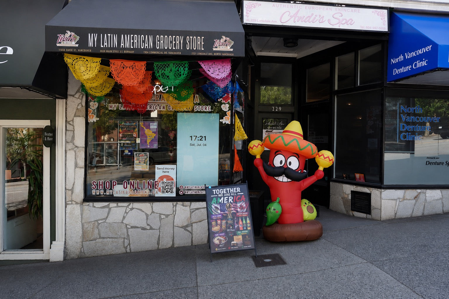 Mi Tierra Latina North Vancouver storefront