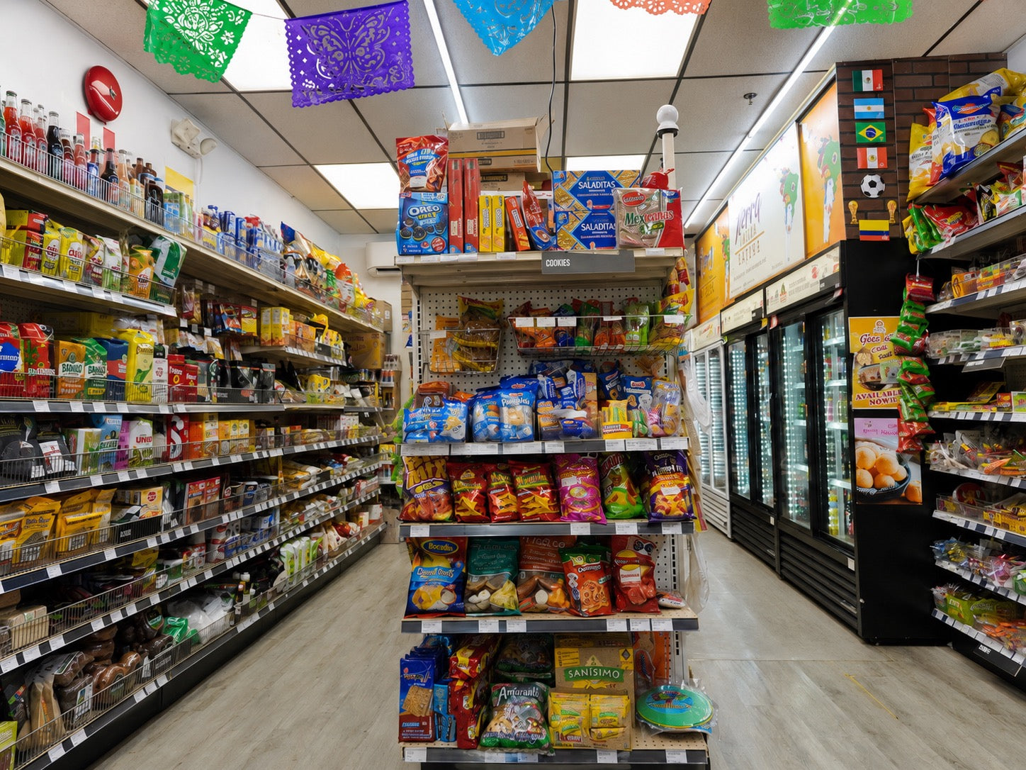 Mi Tierra Latina storefront
