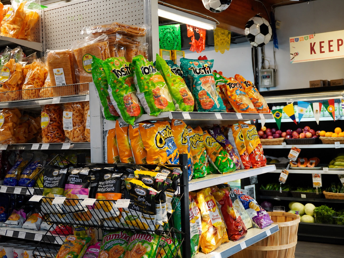 Mi Tierra Latina storefront